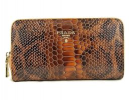 Кожаный женский кошелёк на молнии Prada 27-025 Coffee_0